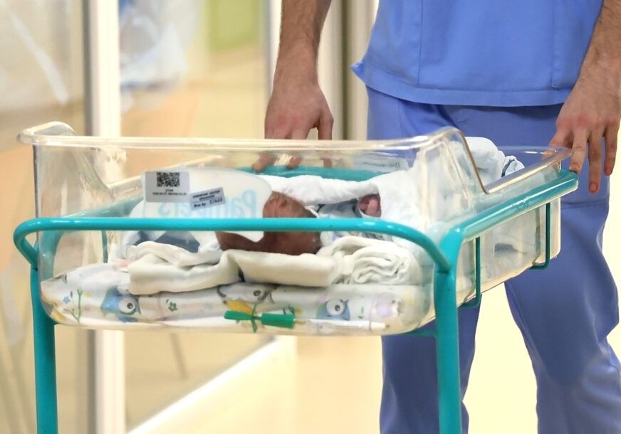 
Svima koji se nađu u ovakvoj situaciji savjetuje da ostanu smireni