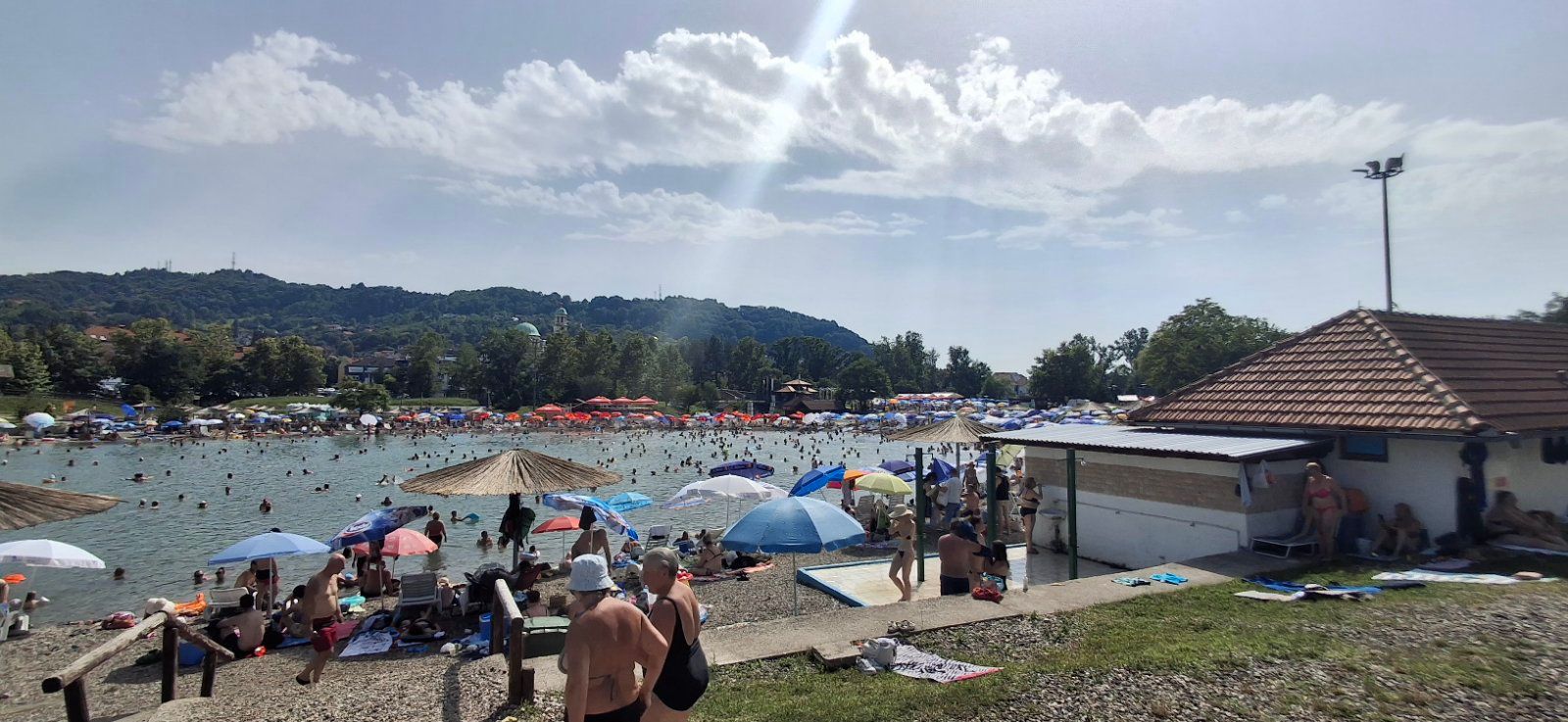 Turisti u Tuzlu dolaze iz svih krajeva Bosne i Hercegovine, ali i iz Srbije, Slovenije, Hrvatske, Austrije, Njemačke...