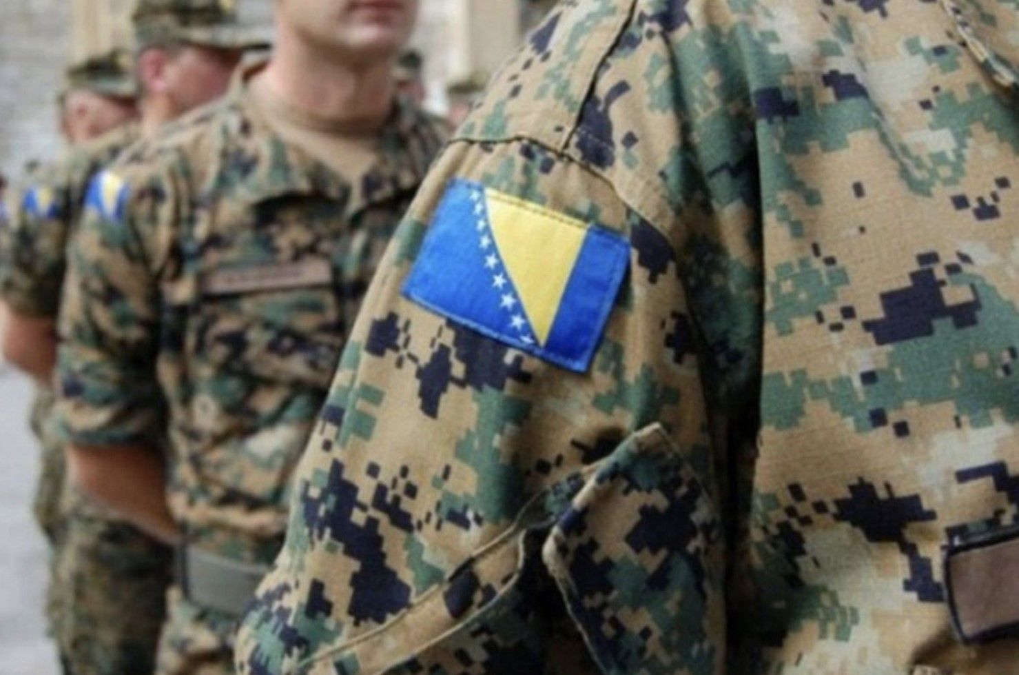 Konkurs je objavljen za dva kadeta, i to: Oficir za brdsku pješadiju - 1 kadet i Oficir za artiljerijske jedinice - 1 kadet.
