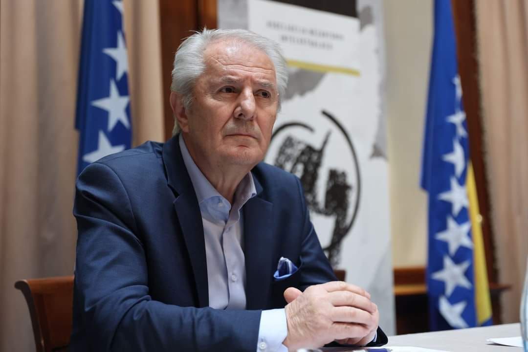 Zakon je proslijeđen u Dom naroda Parlamenta Federacije radi odlučivanja ali u tome Domu nikada nije razmatran.
