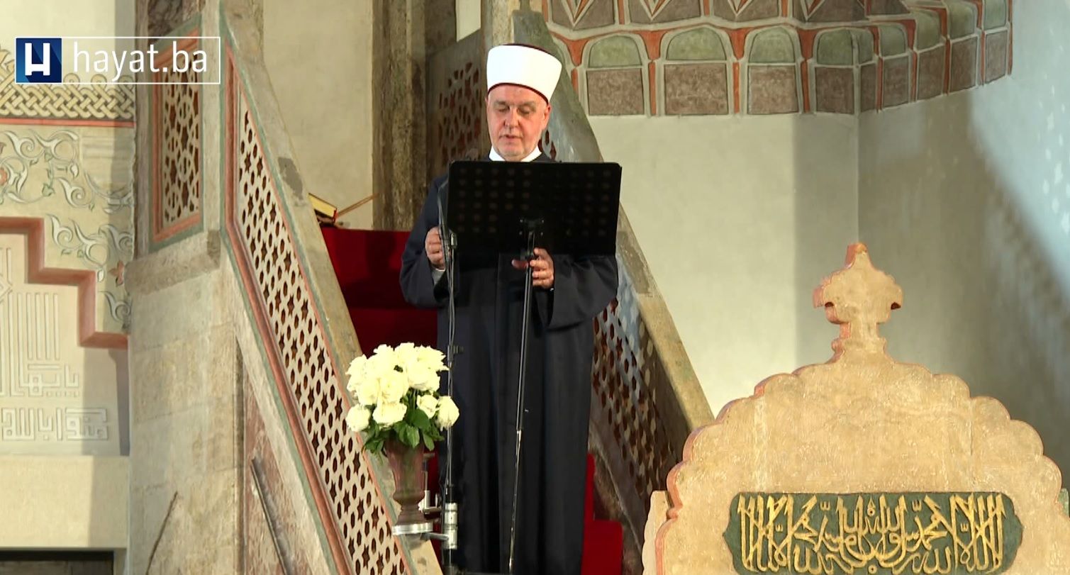 Zakulisne radnje vlasti, koja ima moć, ne smiju se sakrivati, poručio je