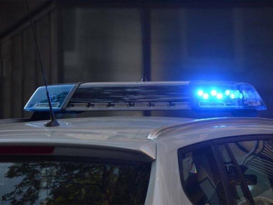 Slike na društvenim mrežama automobila koji je učestvovao u sudaru pokazuju uznemirujuću količinu oštećenja na prednjem braniku.