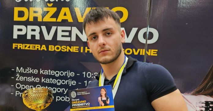 Svojim izvanrednim dostignućima Ajnur je pokazao posvećenost, talent i upornost u postizanju vrhunskih rezultata