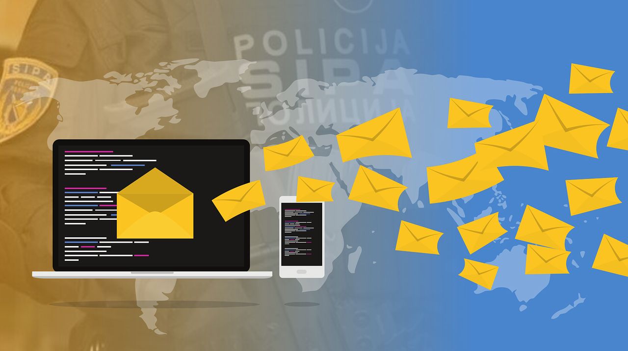 Email poruke su upućene sa više email adresa