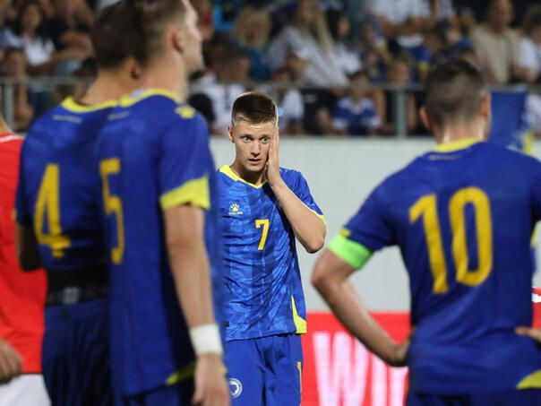 Naša reprezentacija je u prijateljskoj utakmici protiv Italije u Empoliju poražena sa minimalnih 1:0