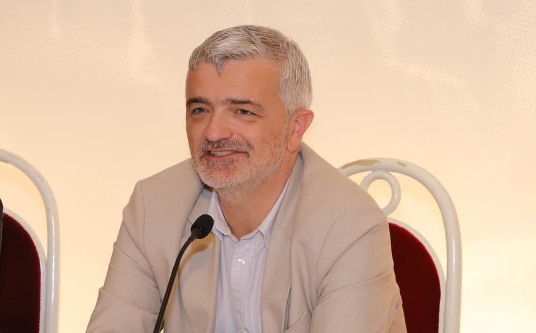 Nakon sukoba unutar koalicije i optužbi za nerad                                 