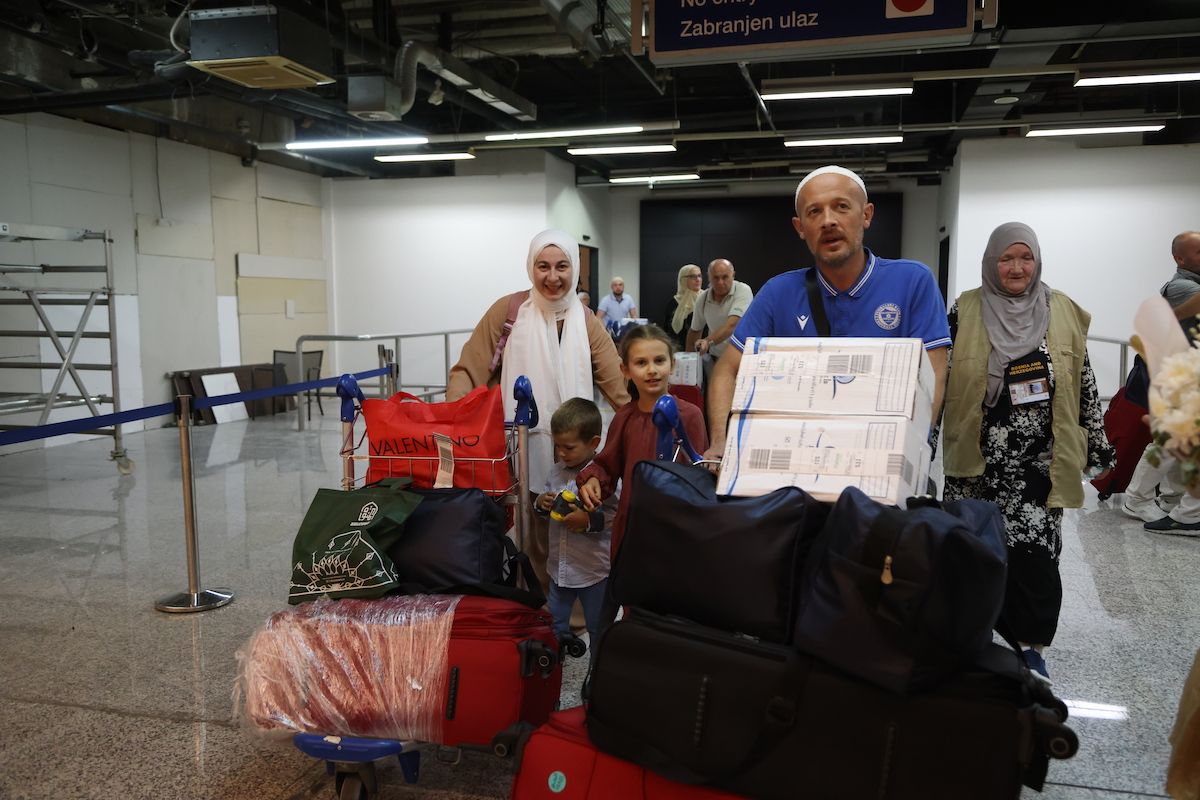 Planirano je da hadžije u Sarajevo dolaze sa po dva aviona dnevno                                    