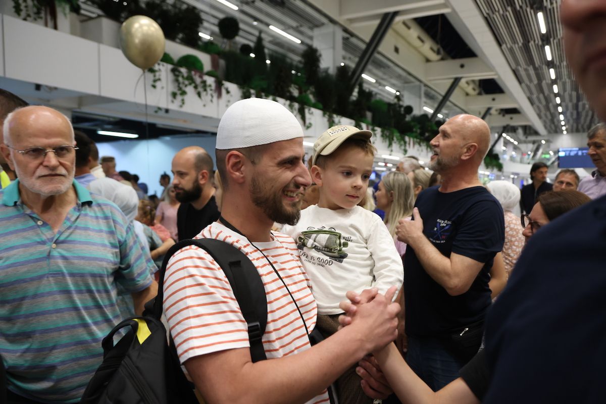 Planirano je da hadžije u Sarajevo dolaze sa po dva aviona dnevno                                    