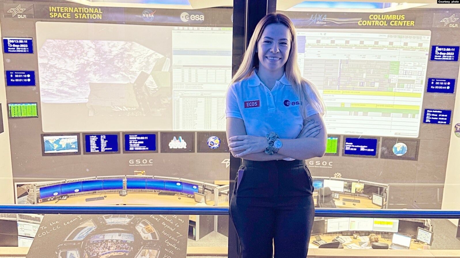 Velić je uvijek bila fascinirana svemirom, ali nikad nije mogla zamisliti da će jednog dana raditi u Evropskom centru za astronaute