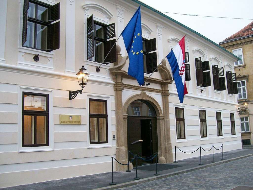 Za projekte njihovih neprofitnih organizacija te za socijalno ugrožene pojedince   