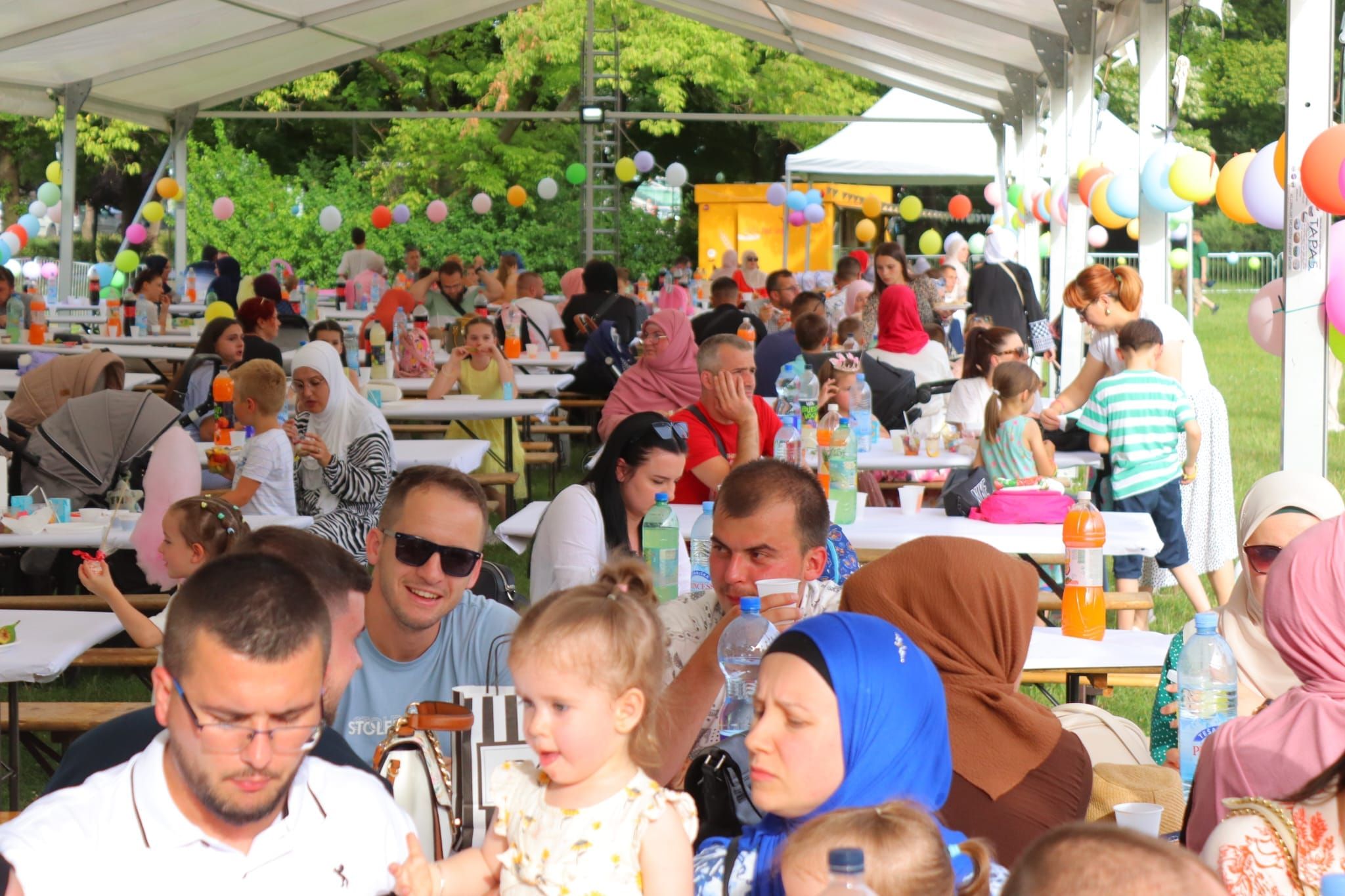 Zabava za najmlađe: Radost Bajrama na Kamberović polju u Zenici