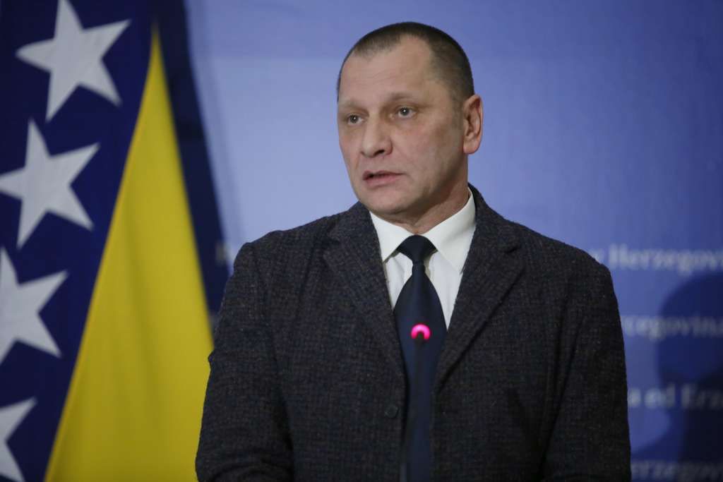 Delegat Doma naroda Parlamenta Bosne i Hercegovine Zlatko Miletić na društvenim mrežama kratko je prokomentarisao usvojenu deklaraciju
