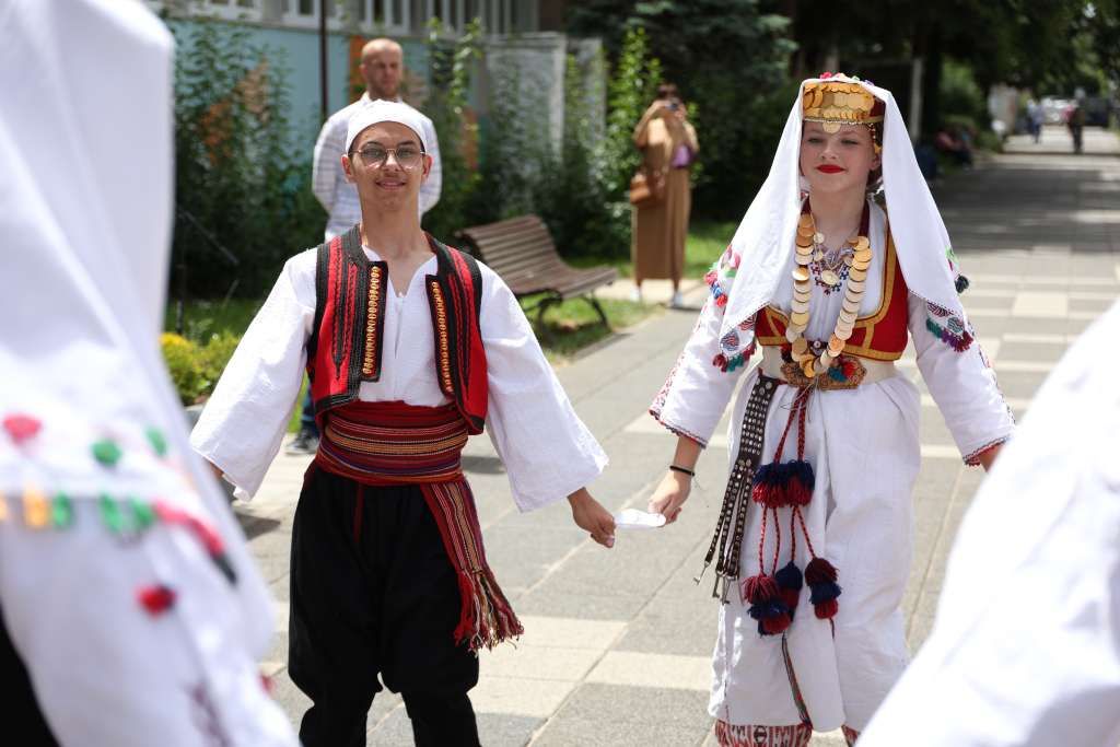  Više od 76 godina rada na očuvanju i njegovanju tradicije kulture                      