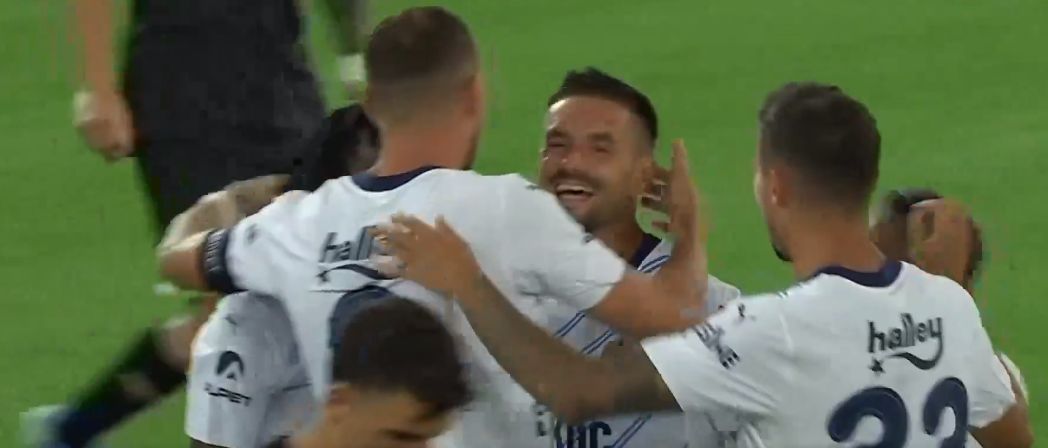 Lugano je iznenada poveo u 4. minuti da bi Džeko iz penala poravnao rezultat                                          