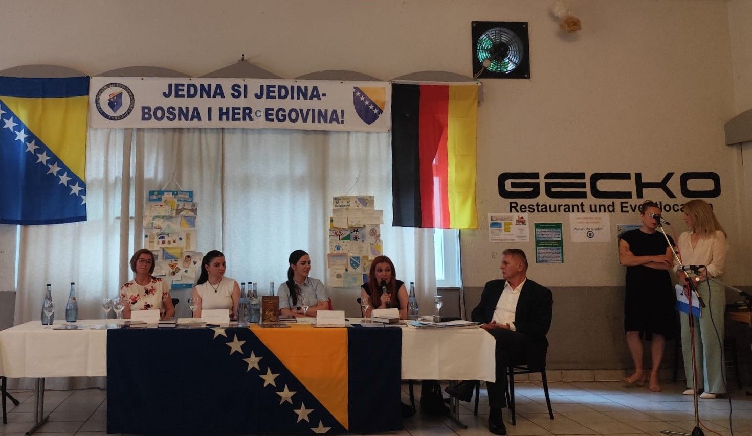 Na konkurs Saveza za najbolje likovne radove učenika i učenica stiglo je više od 100 radova iz cijelog svijeta