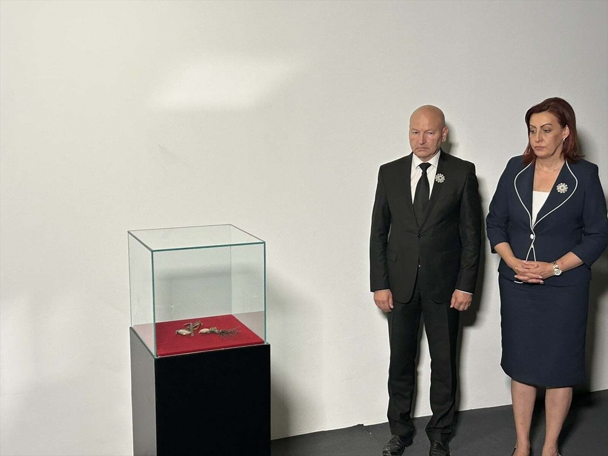 Redžepi je istakla da sudbinu Bošnjaka dijele i kosovski Albanci te da je potrebna bolja saradnja u vezi zajedničke historije i zajedničkog neprijatelja
