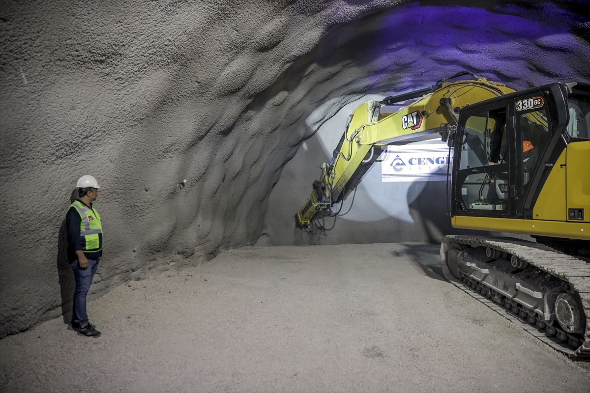 Koridor 5C: Završeno probijanje tunela Golubinja dugog 3,6 kilometara