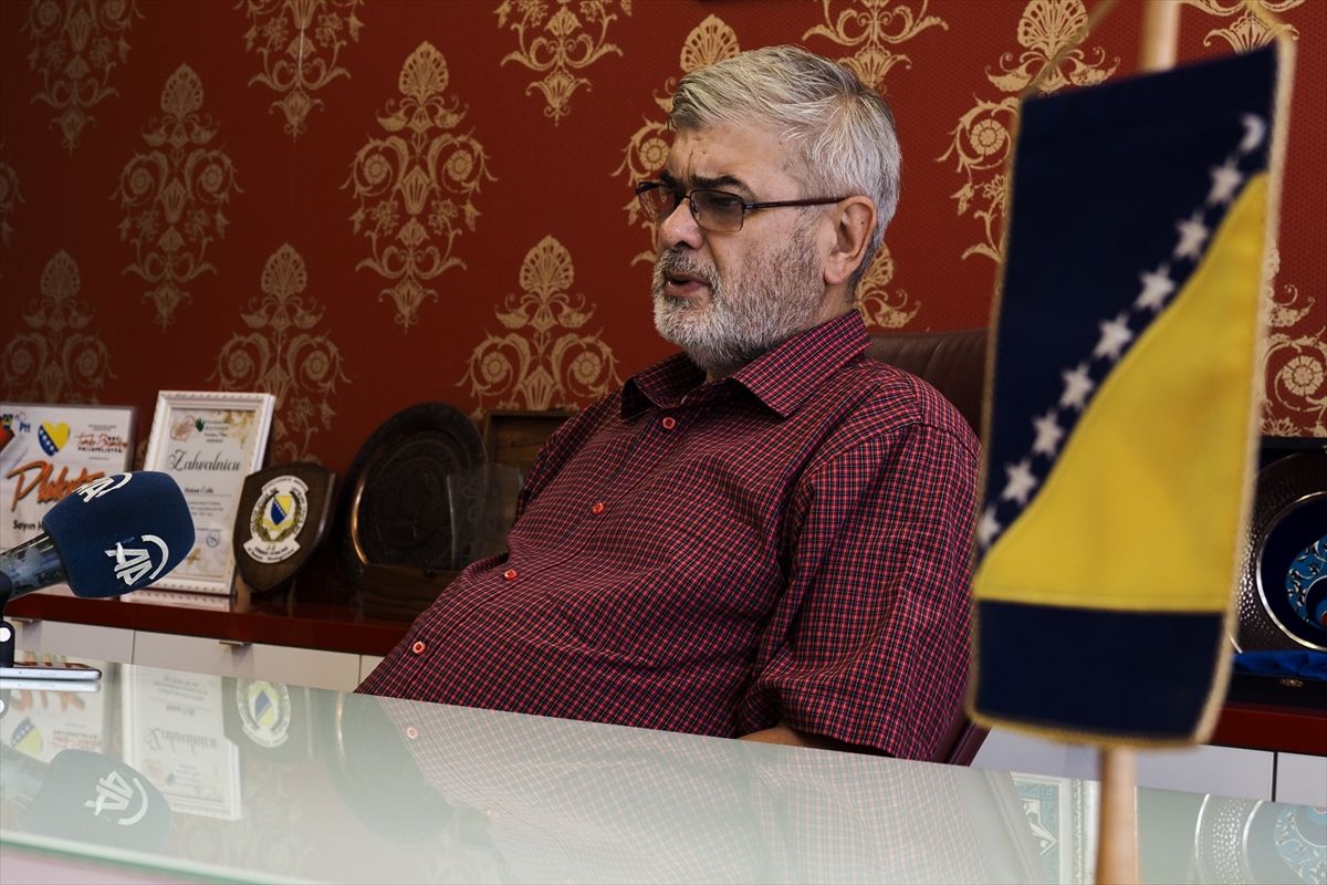 Mašović se ne slaže da bi se ti posmrtni ostaci trebali zajedno ukopati, u jednom mezaru koji je sličan grobnici