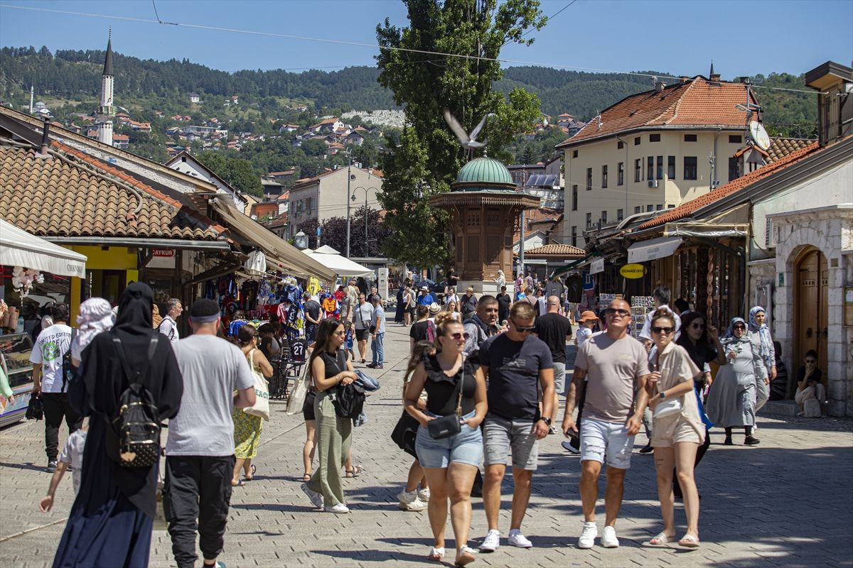 U julu ove godine najviše dolazaka stranih turista bilo je iz Saudijske Arabije, Turske, Hrvatske, Srbije, Kine, Njemačke, SAD, Slovenije, UAE i Kuvajta