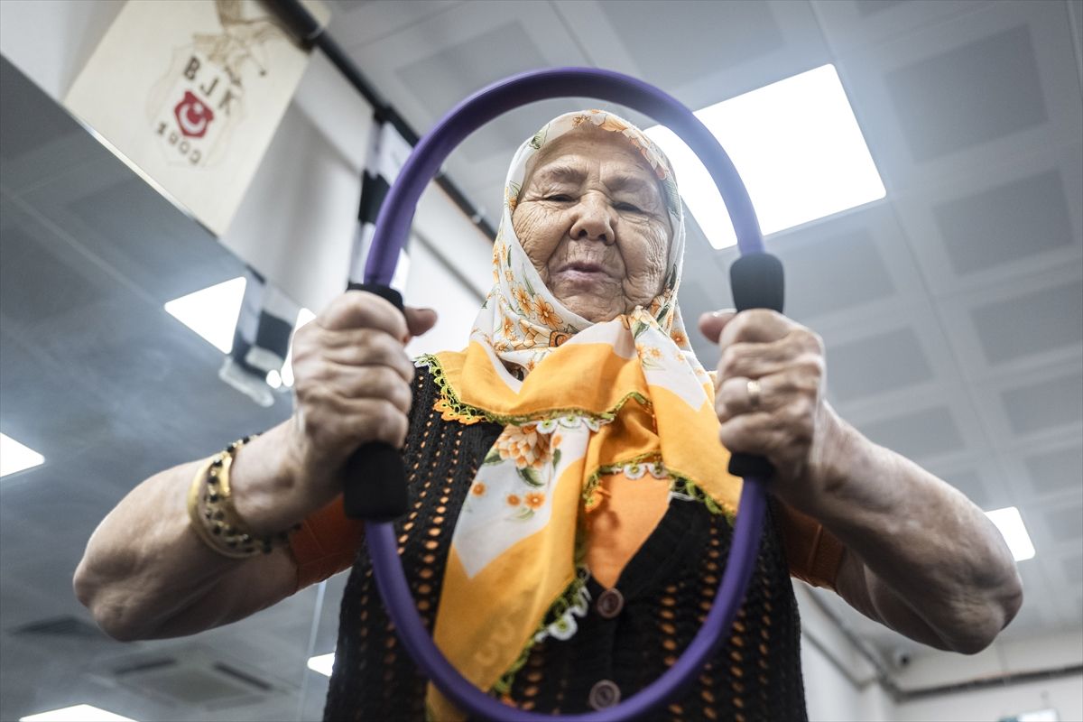 Ne predaje se: 84-godišnja Turkinja se sportom bori protiv Parkinsonove bolesti