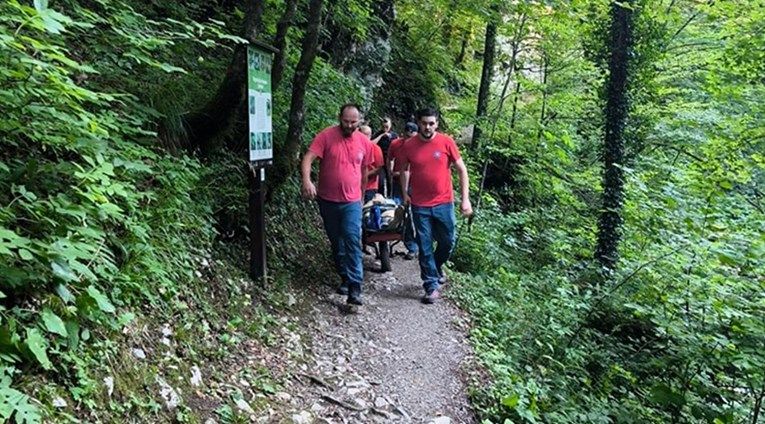 Naša ekipa od pet članova brzo je reagirala i uputila se na teren, objavio je HGSS