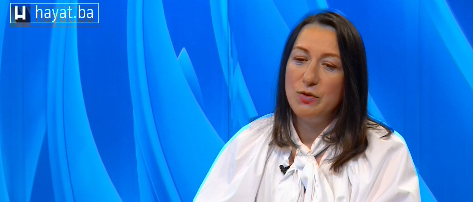 Poseban fokus je na radu sa omladinom koja živi u dijaspori i jačanju veze omladinaca koji žive u Njemačkoj sa njihovom zemljom porijekla Bosnom i Hercegovinom.