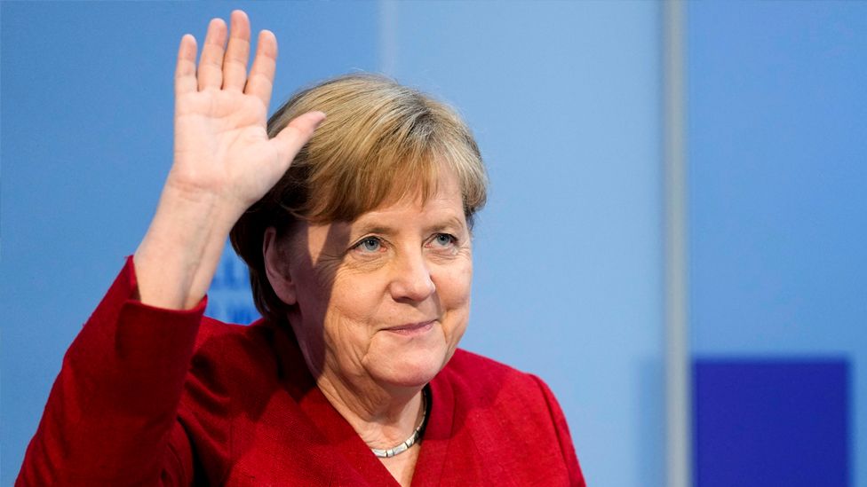 Merkel ga nije pomenula: Kako je Schmidt postao visoki predstavnik