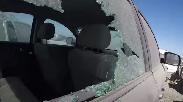 Ipak, uprkos čudesnom spašavanju djeteta, supruga te čitateljice očito brine samo jedna stvar: ko će platiti popravak njegovog voljenog automobila?