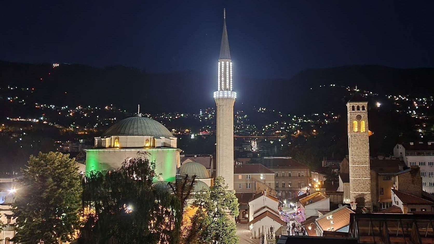 Hidžra je organizirani bunt protiv potlačenosti i podsjetnik da nije  dovoljno protiv nepravde i obespravljenosti boriti se samo pomoću pobožnosti