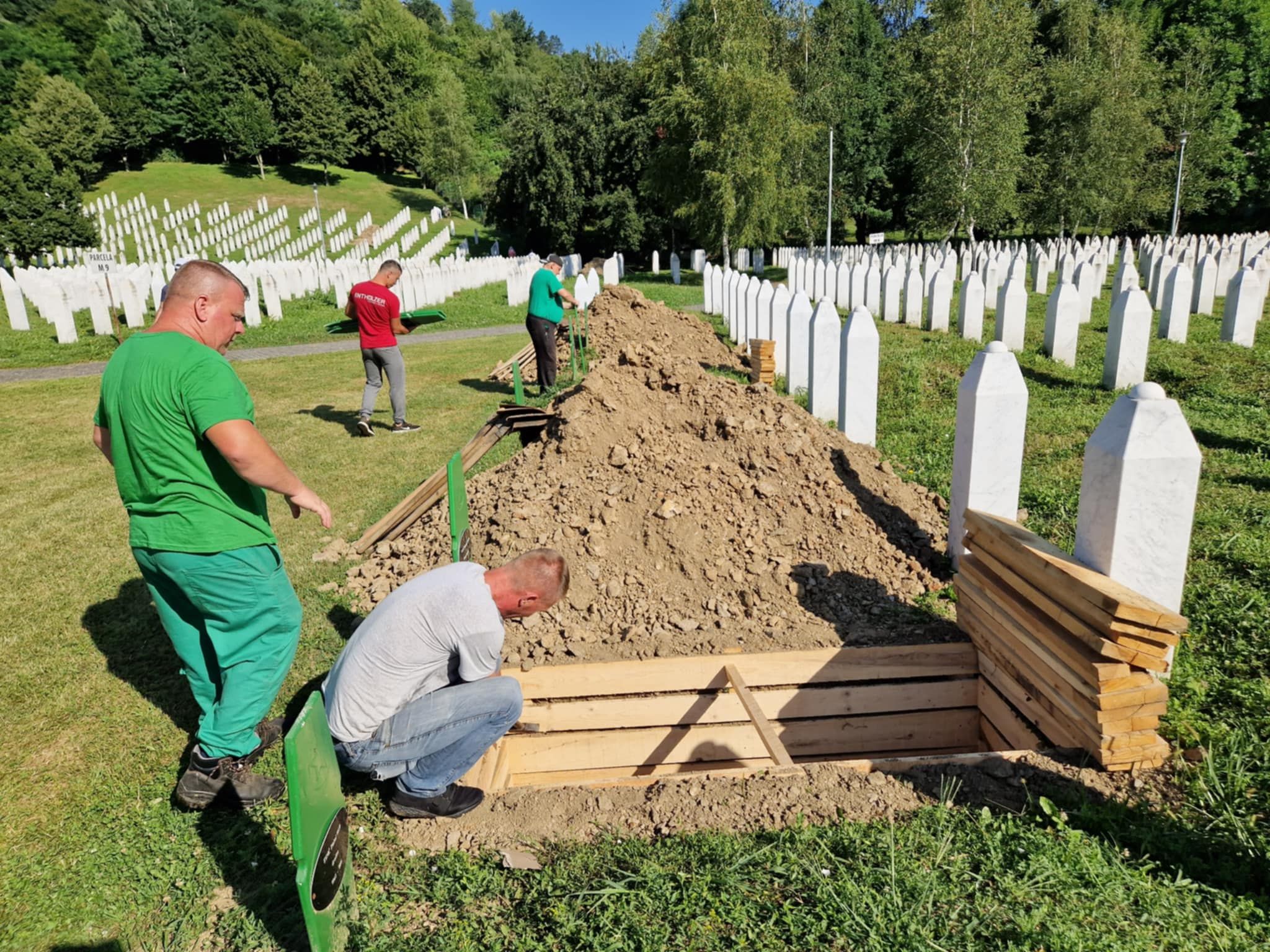 On je u julu 1995. godine ubijen na području Sućeske kod Bratunca, a njegovi posmrtni ostaci su ekshumirani u maju 2023. godine na području općine Srebrenica
