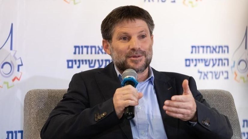 U oktobru 2011. Hamas je oslobodio Shalita u zamjenu da Izrael oslobodi 1.027 palestinskih zatvorenika
