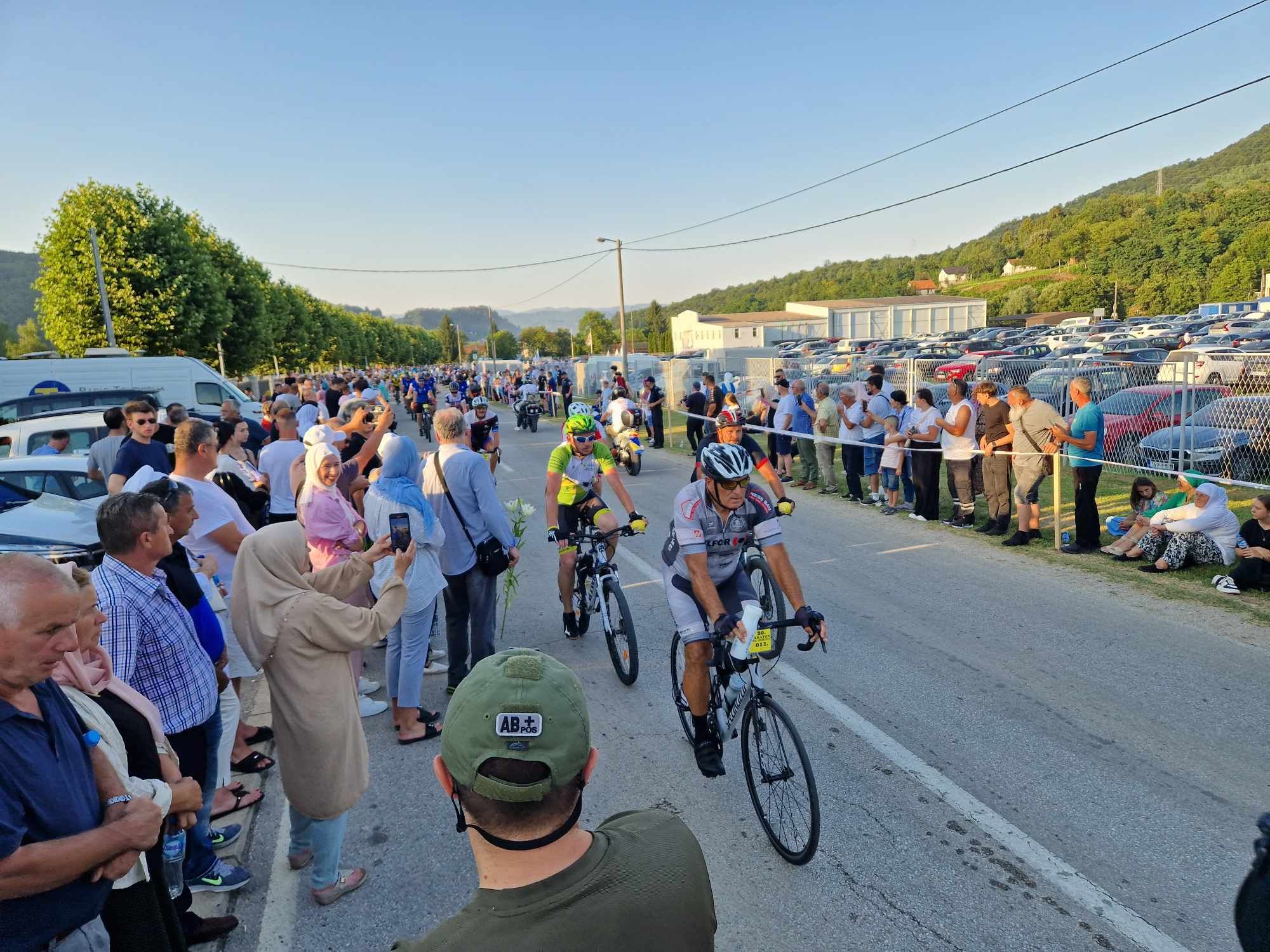 Biciklistkinja kroz suze: Još nismo naučili na greškama