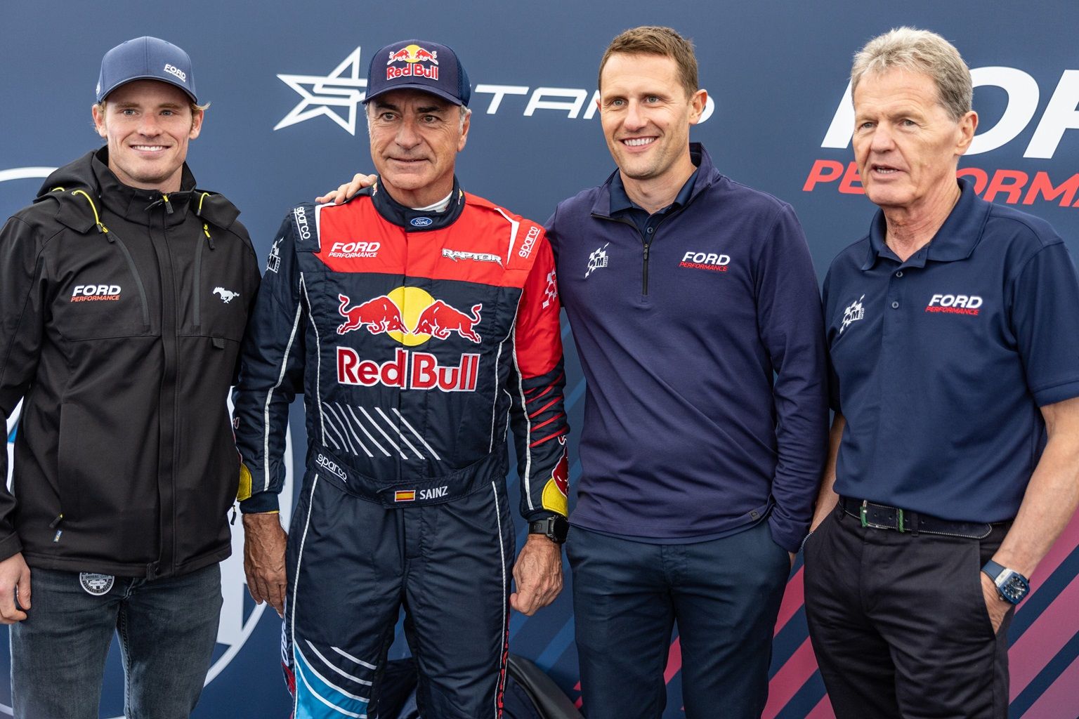 Carlos Sainz uz podršku Red Bulla napada petu titulu na Dakaru u Ford Raptoru T1+