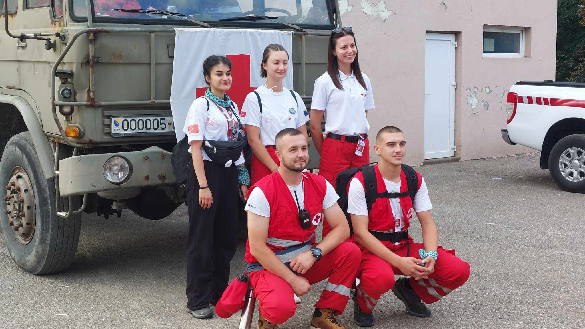 Imamo timove za distribuciju voća, vode, hrane i drugih potrepština za okrepu učesnika, kazao nam je Aljić 