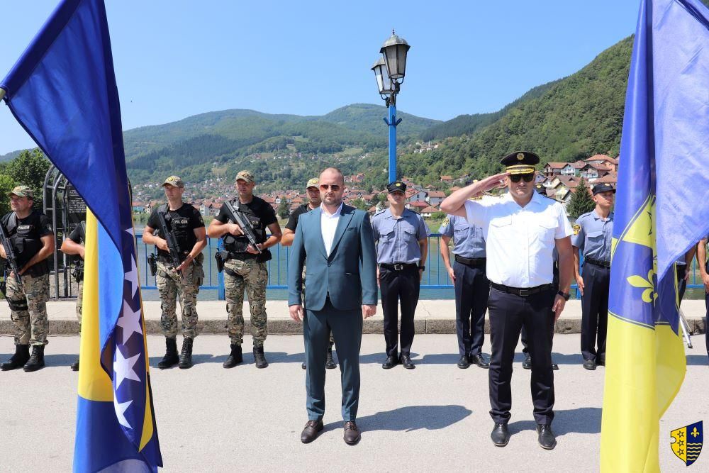 Prvi ljudi MUP BPK, Vlade kantona te federalnog ministarstva naglasili su značaj jačanja opremanja jedinica policije 