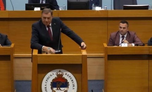 Kada takve izjave dođu od predsjednika Srbije, to nama pravi veliku političku štetu, rekao je Vukanović