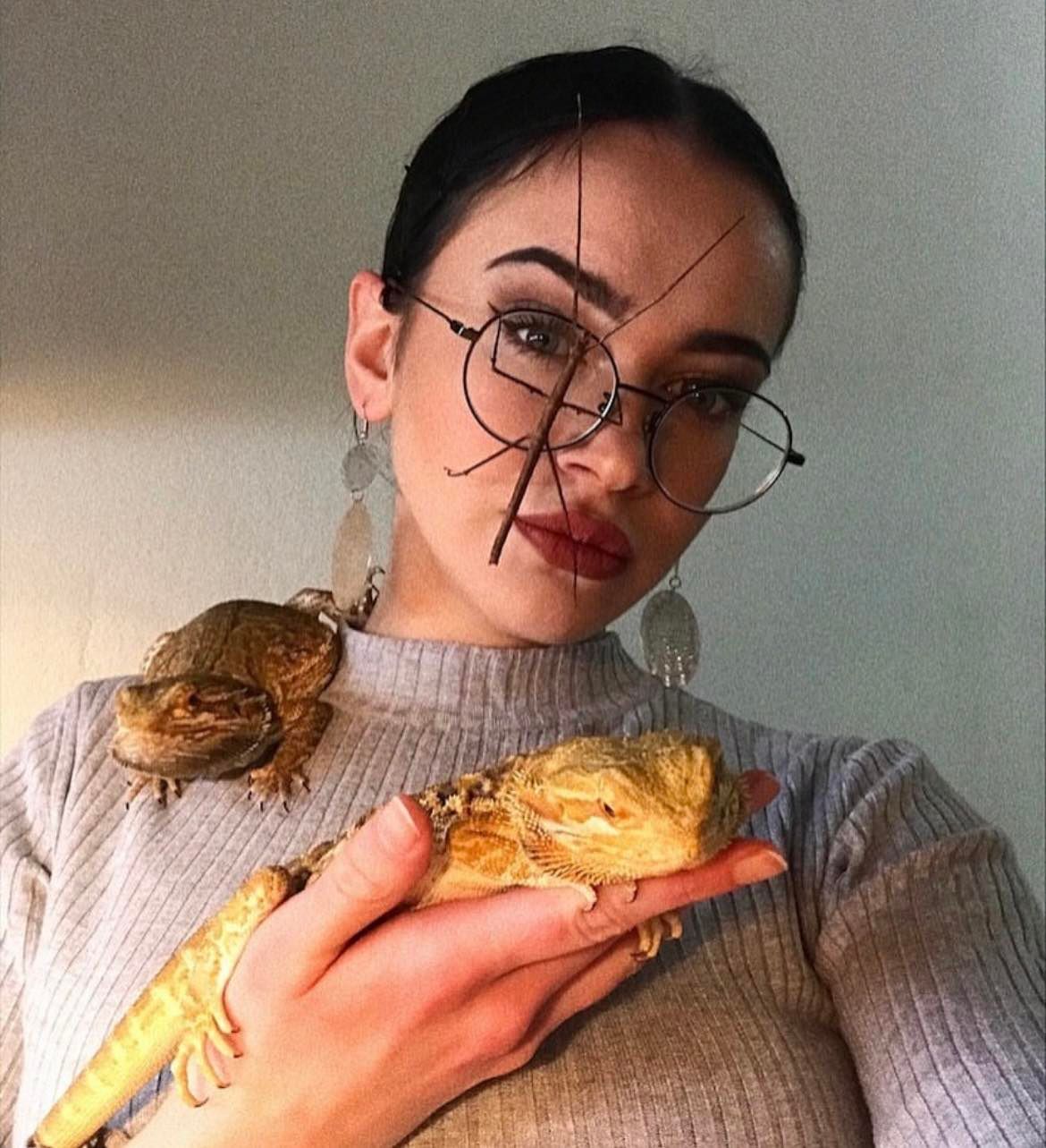 Za nju ne postoji strah: Emra uživa u radu sa zmijama i insektima! Govorila je za Hayat.ba