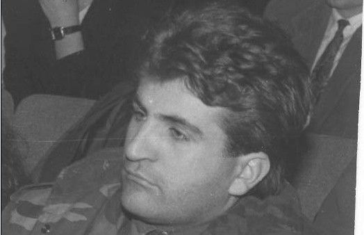 Posthumno je odlikovan najvećim priznanjem "Zlatni ljilan" i "Herojem odbrambenog rata 92-95", te jedna ulica u Sarajevu nosi njegovo ime.