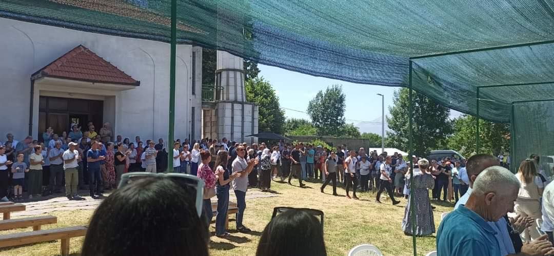 Tokom čitavog perioda rata poginulo je ili ubijeno 509 Nevesinjaca, od toga 41 dijete. 119 osoba još nije pronađeno.