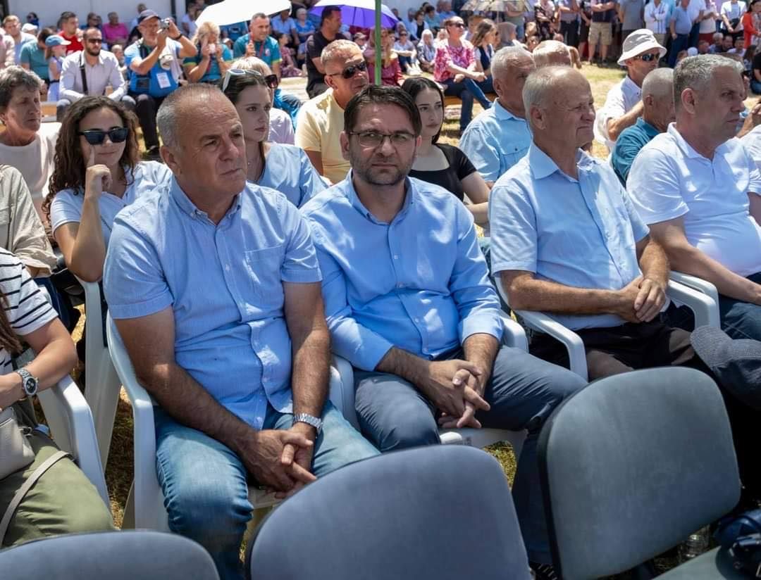 Tokom čitavog perioda rata poginulo je ili ubijeno 509 Nevesinjaca, od toga 41 dijete. 119 osoba još nije pronađeno.