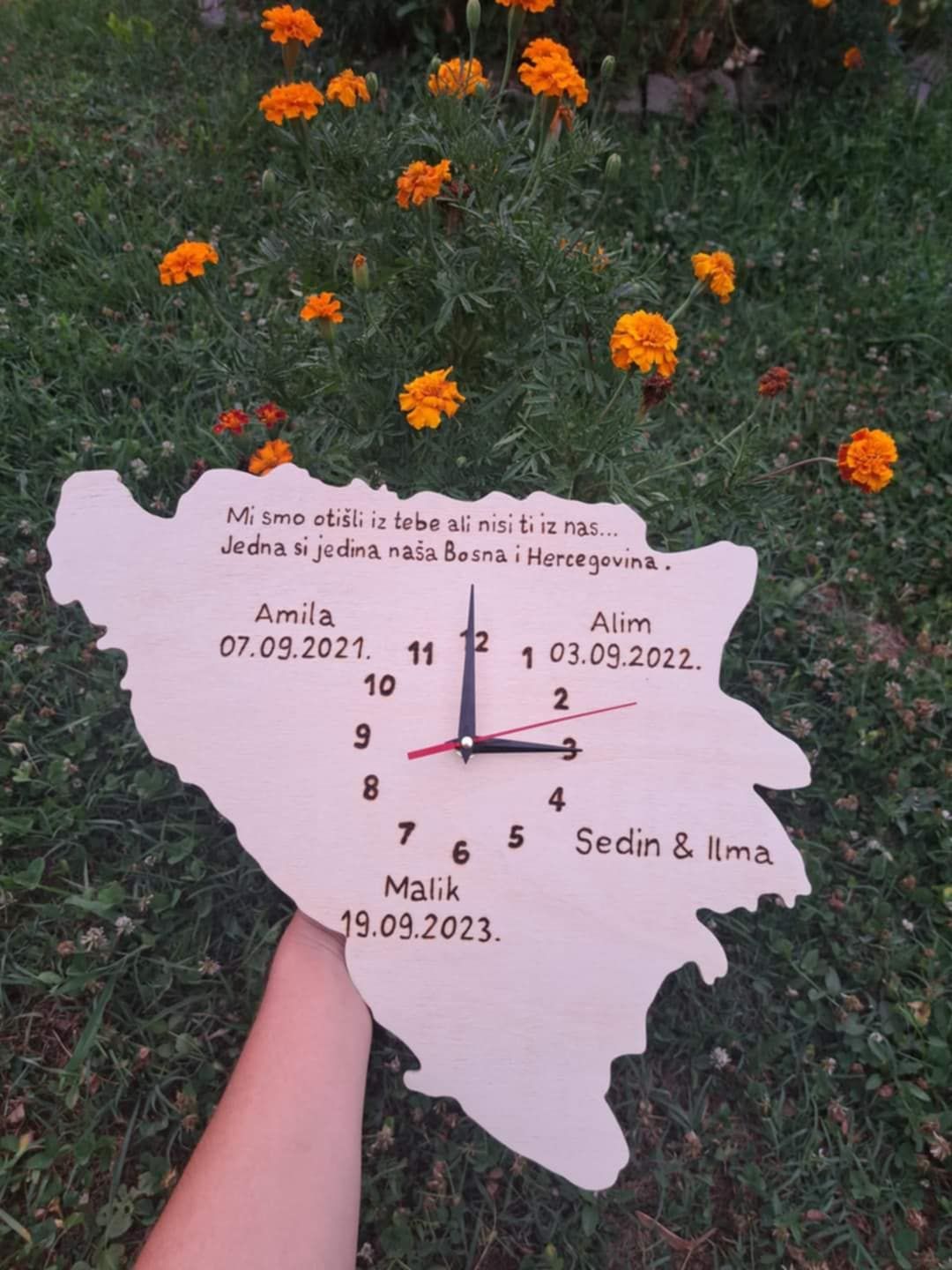 Vrijedna Irma se ne boji posla: Od oca naučila sve o drvorezbarsvu, svaki proizvod poseban