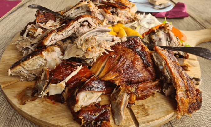 Domaći gosti su tradicionalno znatiželjni i odani specijalitetu, ali stranci su oni najzadovoljniji gosti, dodaje Đelmo