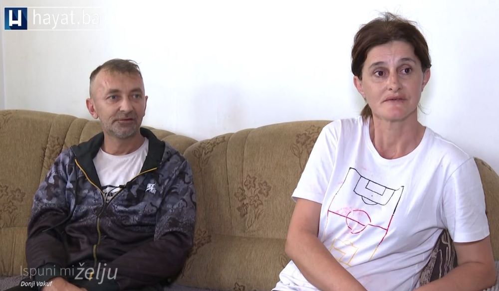 Njihova 16-godišnja kćerka zadobila je teške povrede u saobraćajnoj nesreći i tada za njih kreće agonija