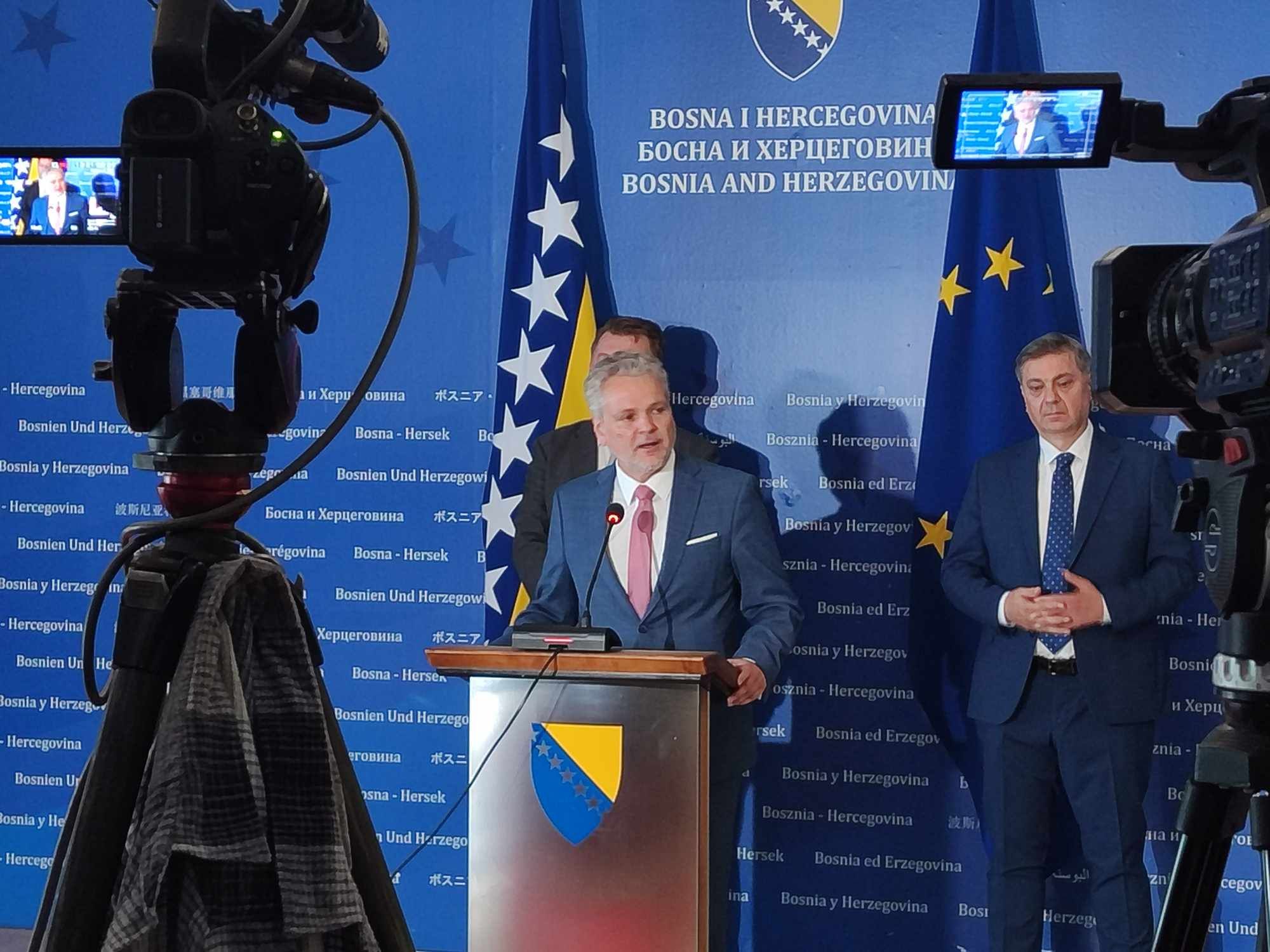 Zvizdić i Sattler na konferenciji o članstvu BiH u EU: Evropska unija više je od bankomata