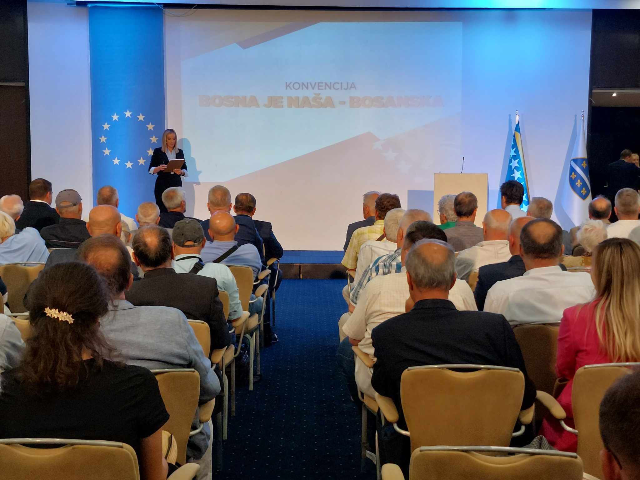 Nakon dvosatne prezentacije stavova i procjena o načinima i formatima odgovora na nasrtaje na suverenitet naše domovine, Konvencija je usvojila slijedeće: 