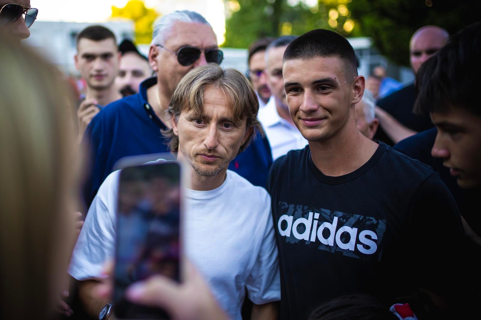 Modrić je stigao u Mostar na premijeru dokumentarnog filma o Zrinjskom