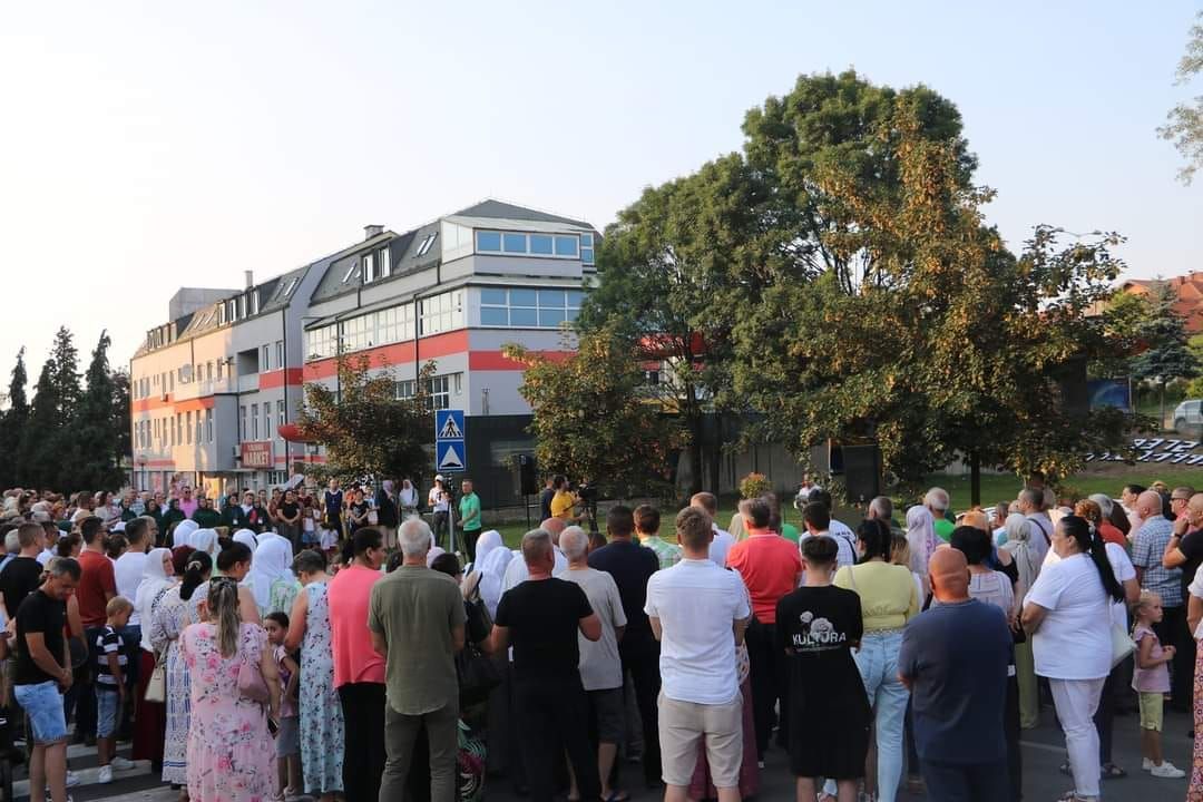 Otvorenjem spomen-parka završena je manifestacija "Sedmica sjećanja" koja je počela 1. jula            