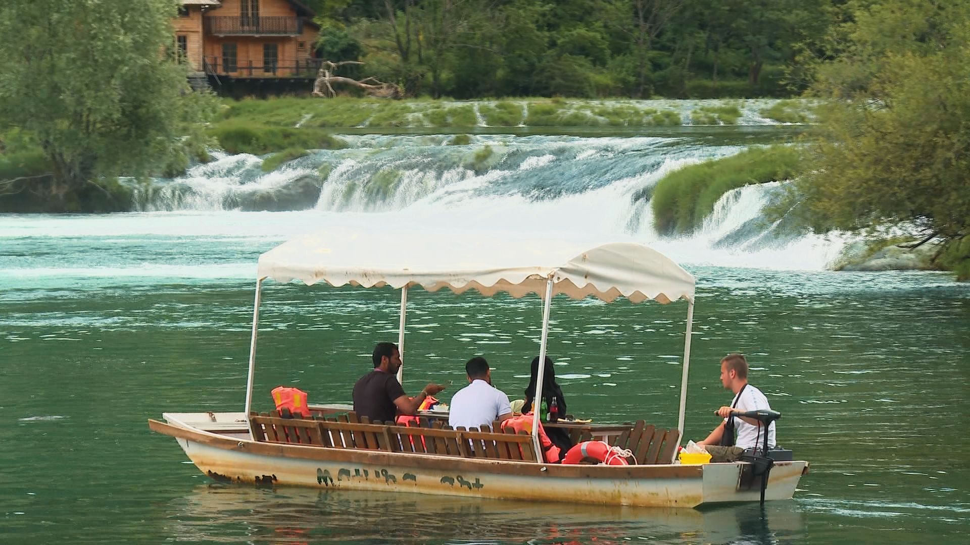 'Pronađi zabavu' s nama! Vodimo vas u turističko naselje 'Natura Art', bihaćku oazu prirode i zabave