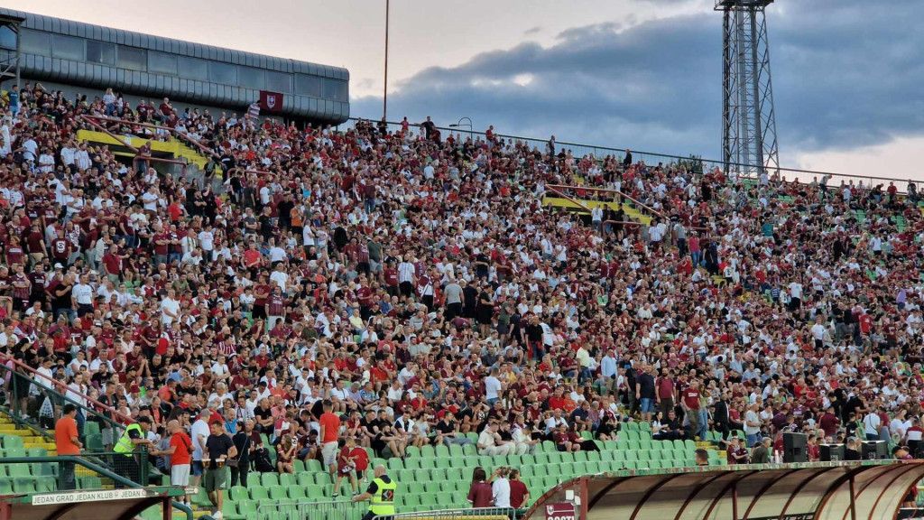 UŽIVO: FK Sarajevo- Spartak Trnava 0:0, navijači nose Bordo tim