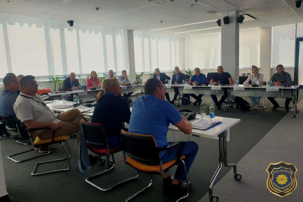 Ulaganje zajedničkih regionalnih napora efikasniju izgradnju kapaciteta u istragama ilegalne trgovine oružjem